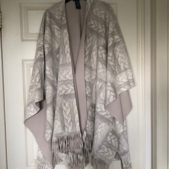 Accessories - Shawl/Wrap